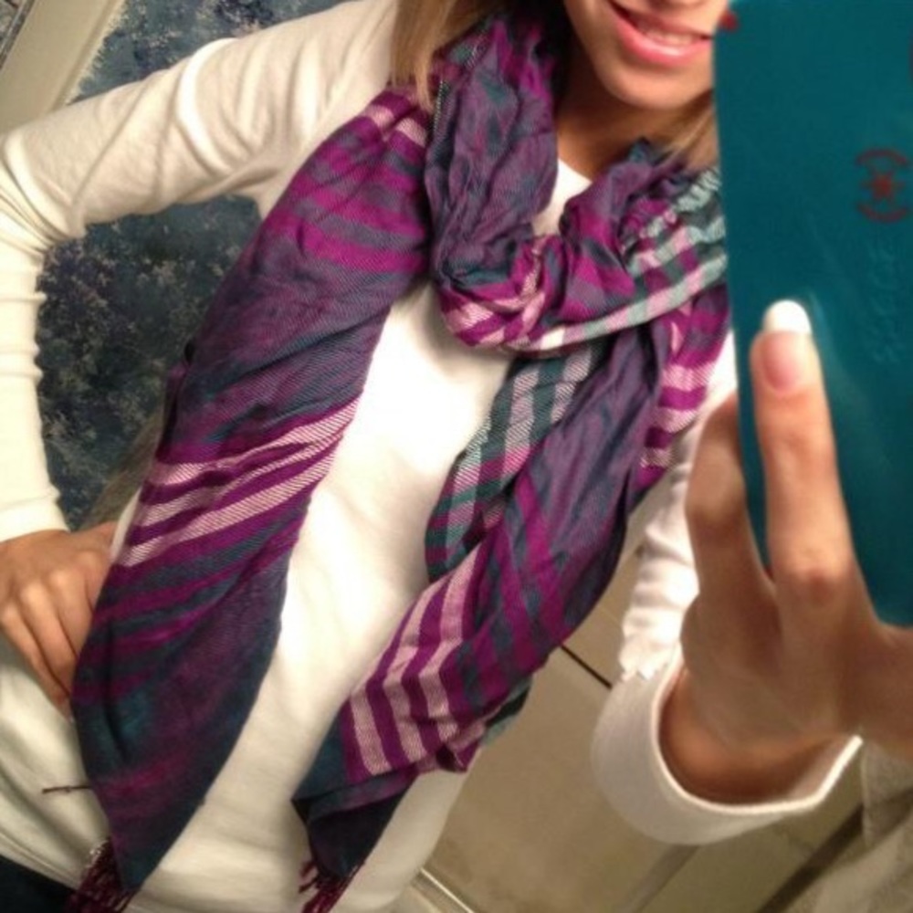 Plaid scarf